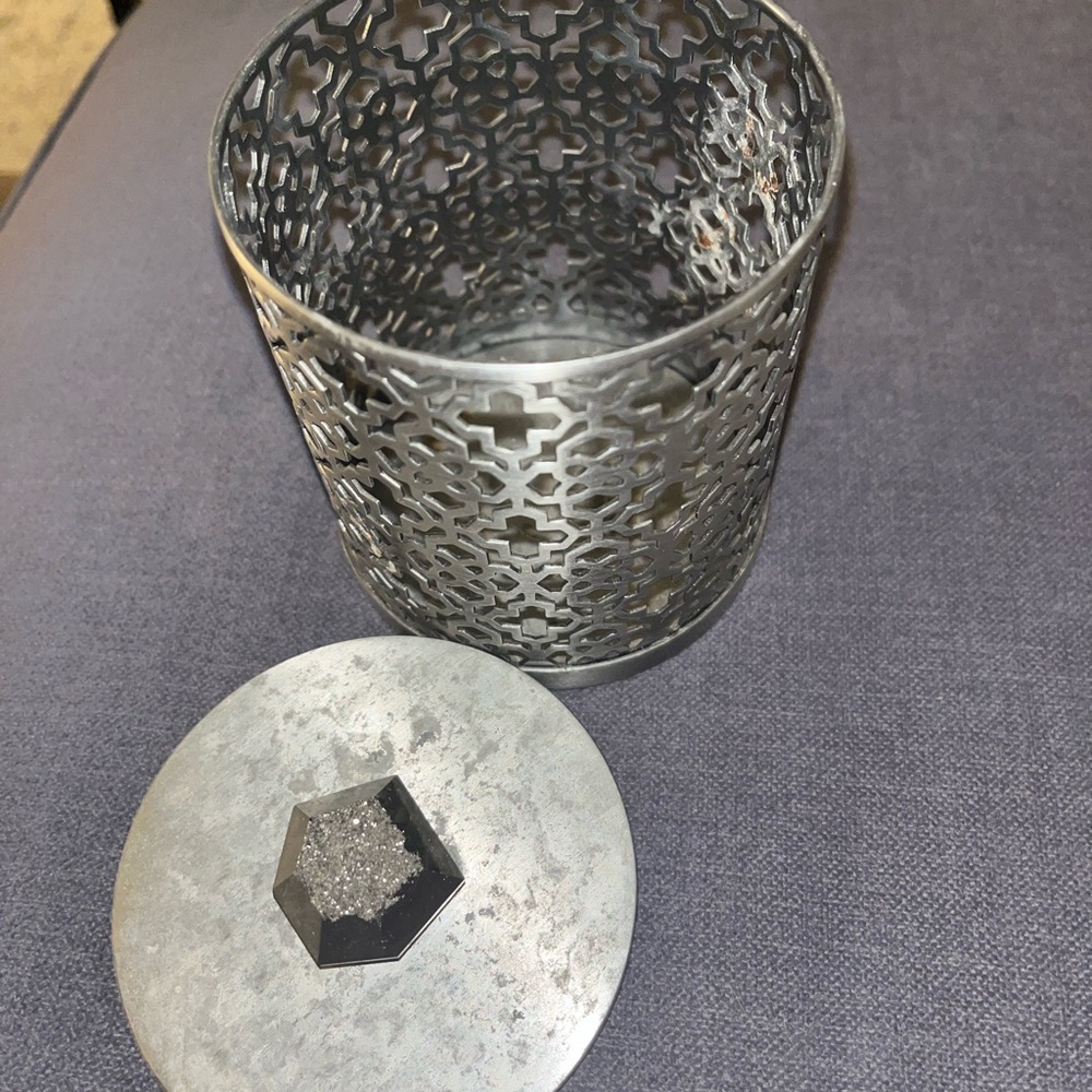 Kendra Scott Antique Silver Filigree Canister